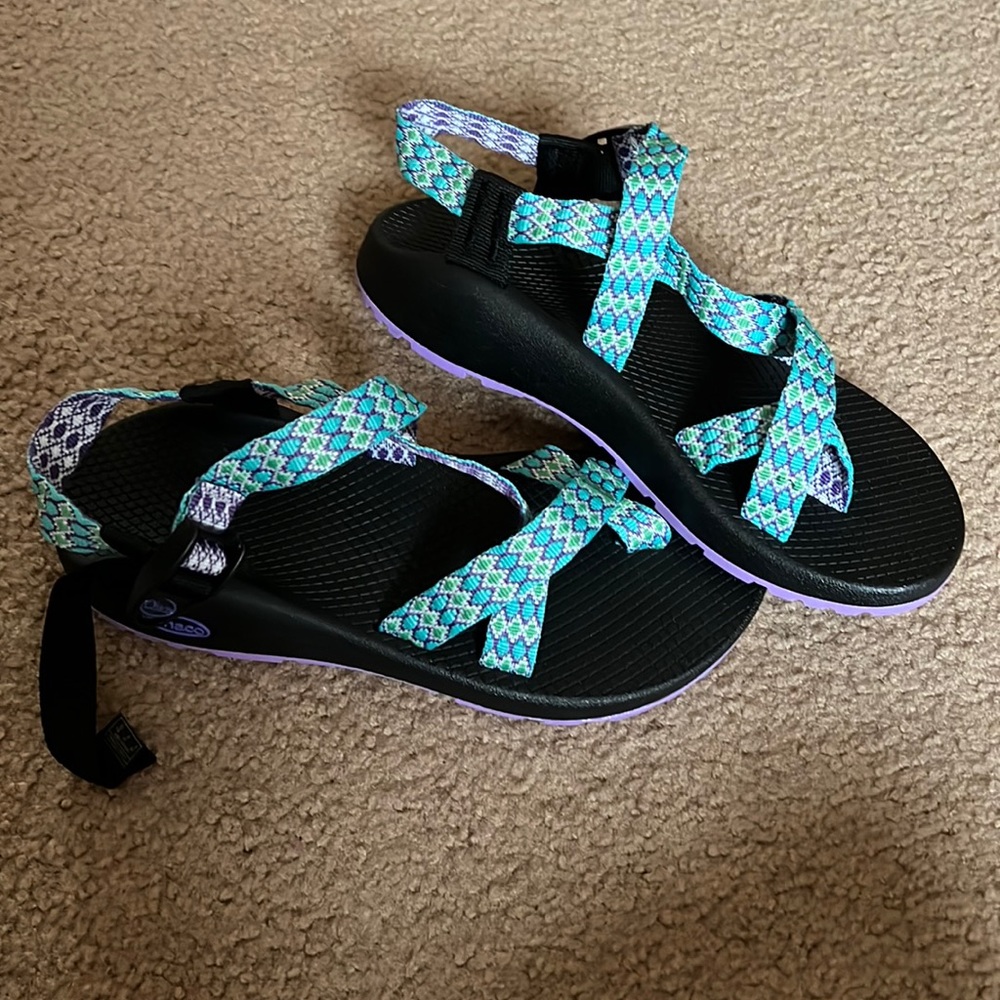 Chacos!